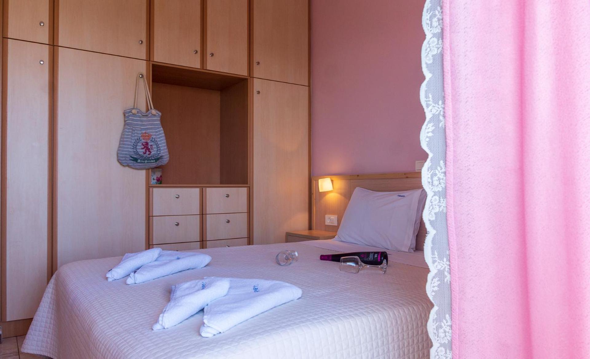 Vakakis-Me Apartments Palaiochora Luaran gambar